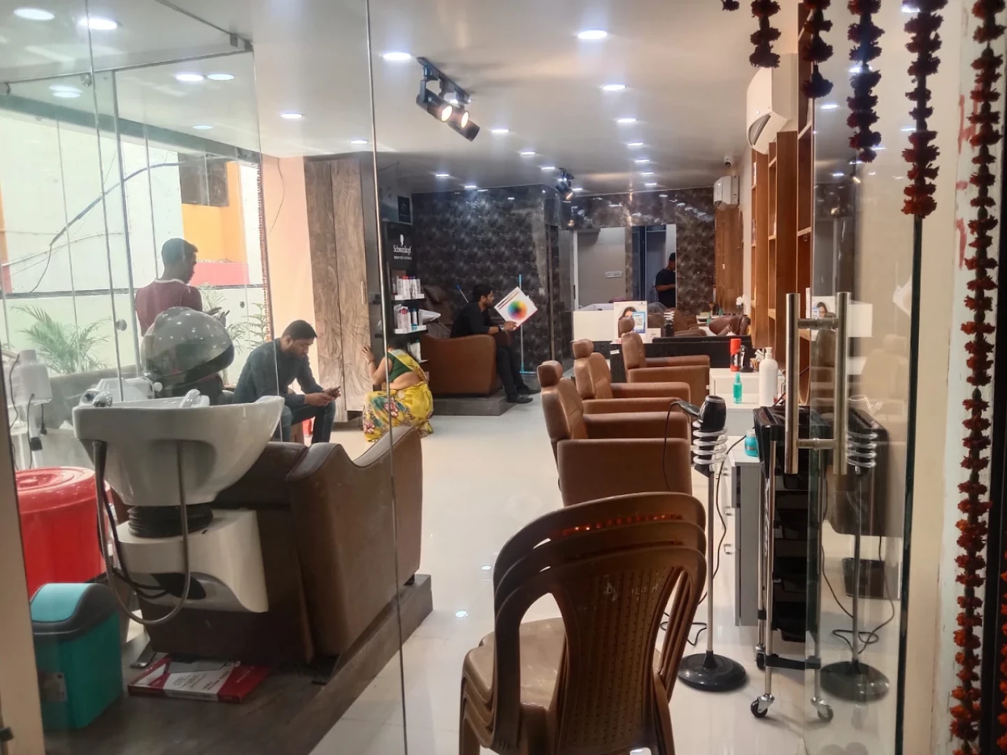 Grooming Galaxy